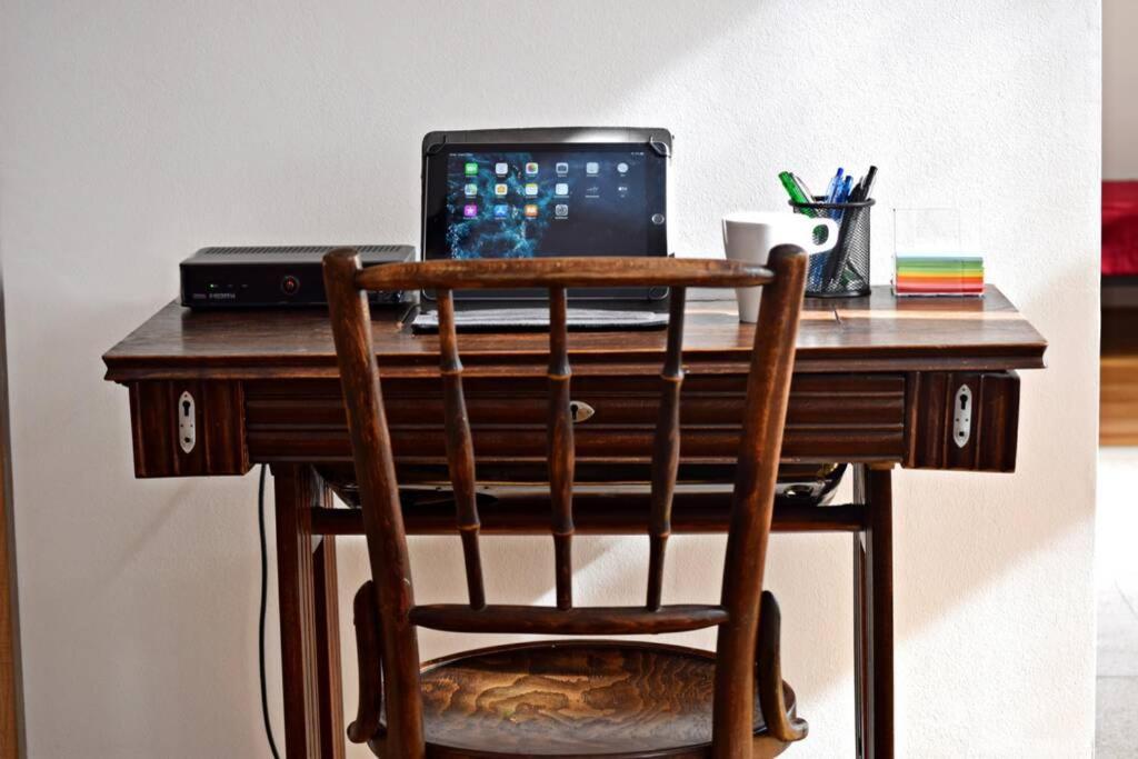 Central Budapest Apartment In Historical Building With Free Private Parking Luaran gambar